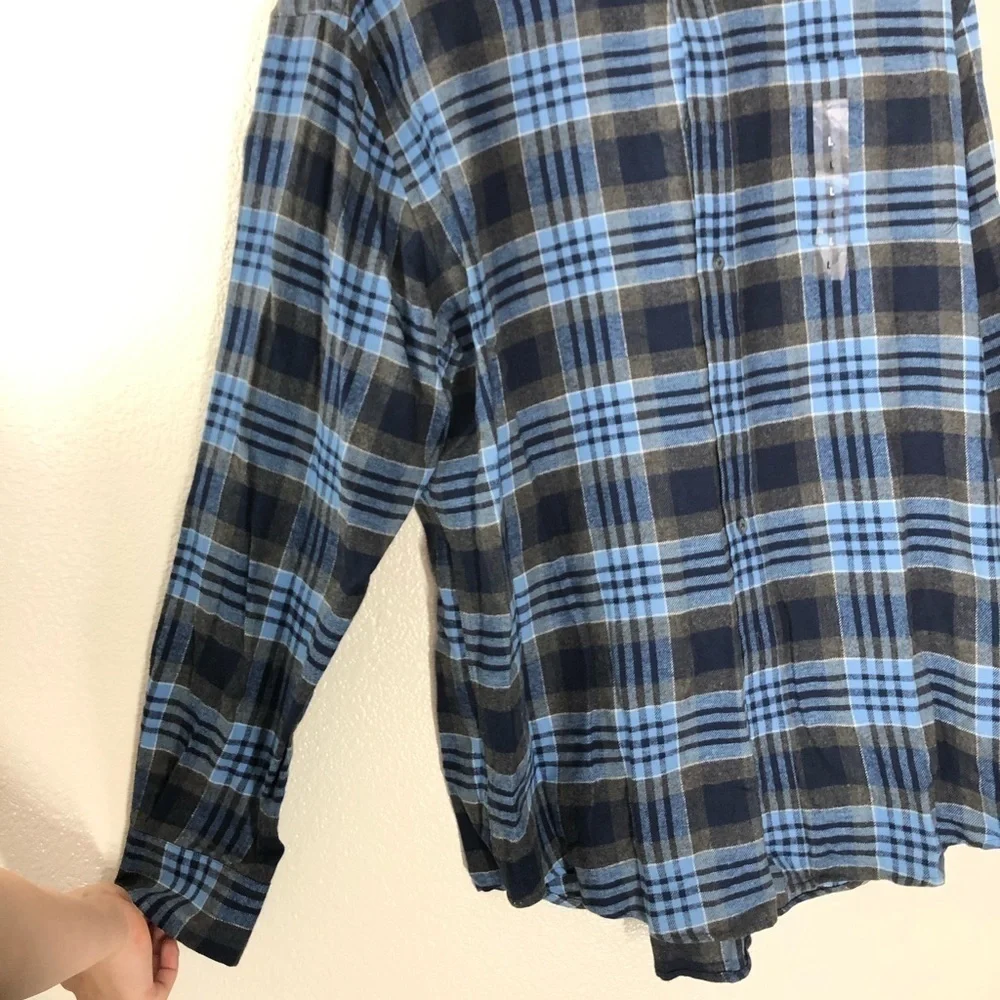 NWT Croft and Barrow Men’s Plaid Button Down